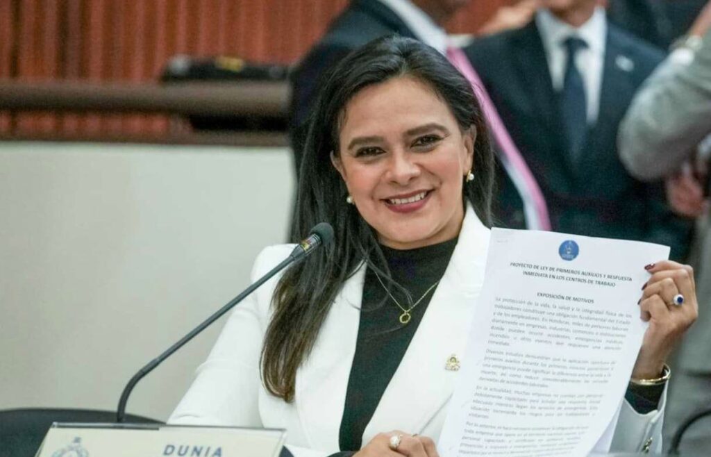 Presentan iniciativa para exonerar Tasa de Seguridad en préstamos para vivienda y Mipymes ol 11